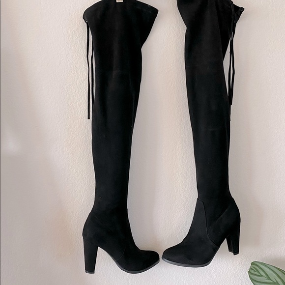 Catherine Malandrino over the Knee suede boots - Picture 2 of 5